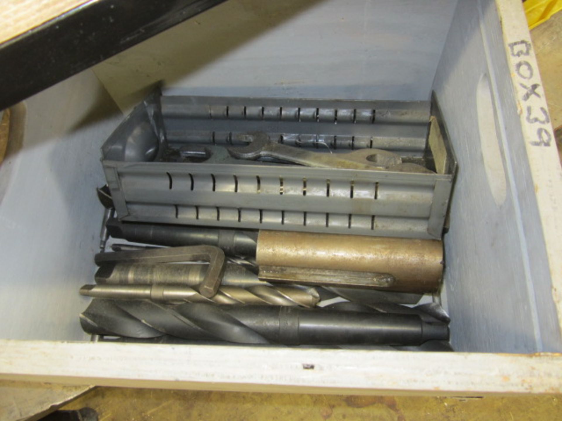 Cabinet and trolley with contents including spanners, drill bits, screw drivers, oil cans, part - Image 4 of 6