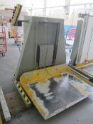 Polar Mohr paper lift, model L100-W-6, machine number 667/2151 (1996), pallet size 1480mm x