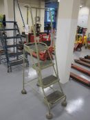 Mobile steps, 4 tread. - Lift out charge to be applied: £5+ vat