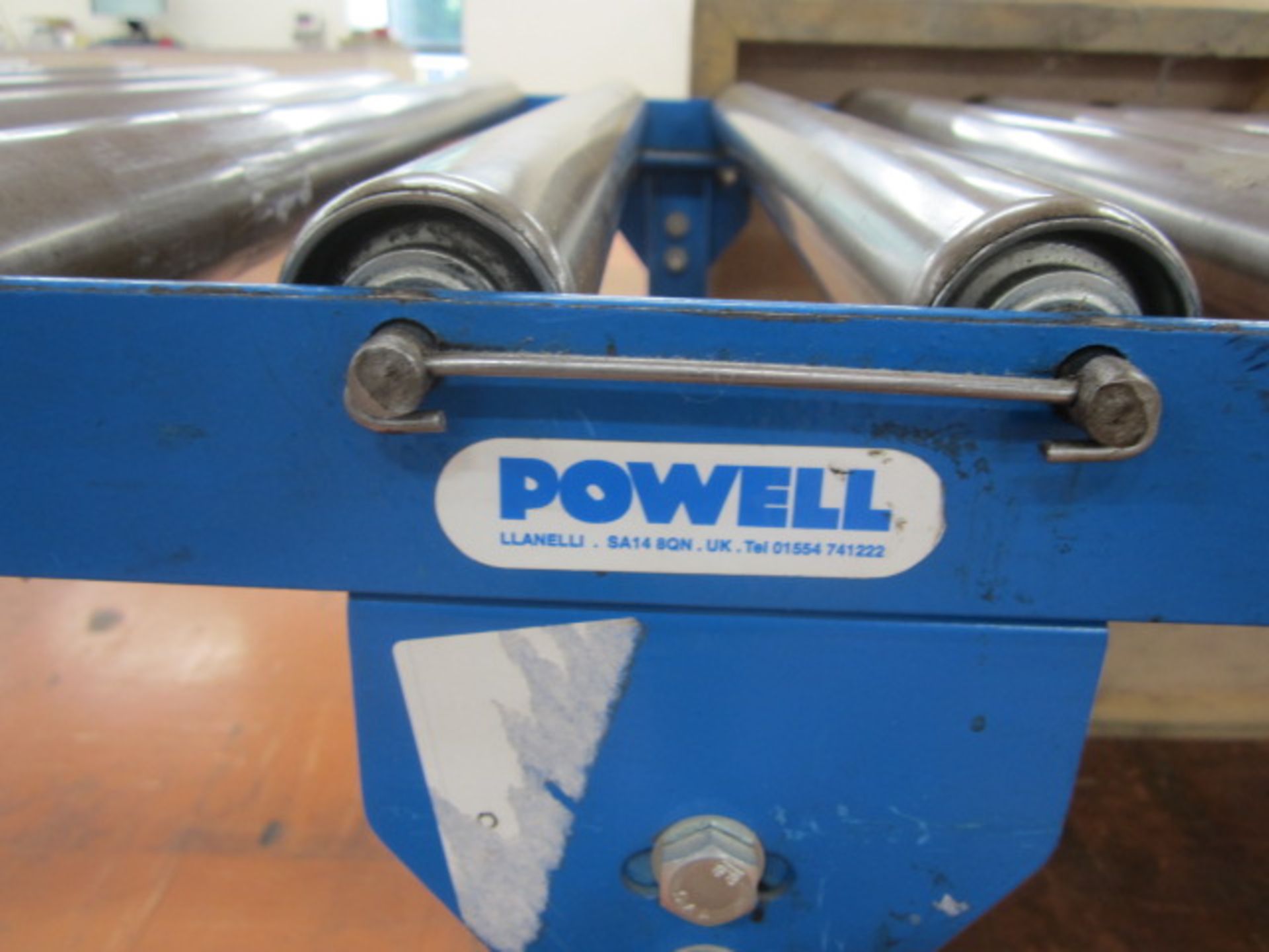 Dowell gravity roller conveyor with roller ball section, approx. size: 790mm x 6.4m. - Lift out - Image 4 of 6