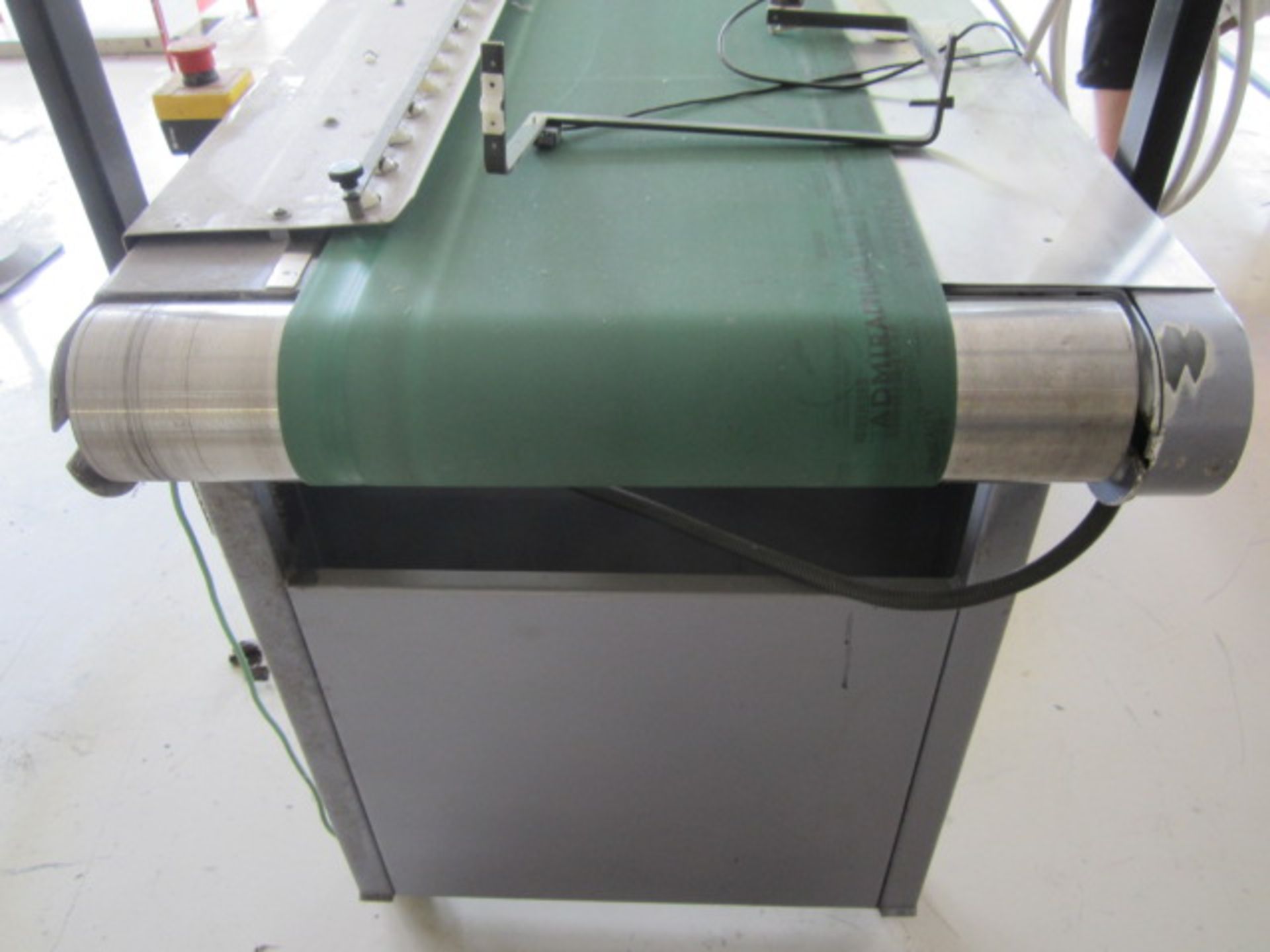 Mobile motorised conveyor, approx. size: 10' x 15" with spare motor drum. - Lift out charge to be - Image 6 of 7