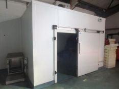 MTH insulated panel stand alone refridgerated cold room, approx 4m x 2.5m x 2.5m, fitted sliding