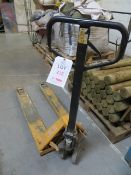 2000Kg Pallet truck