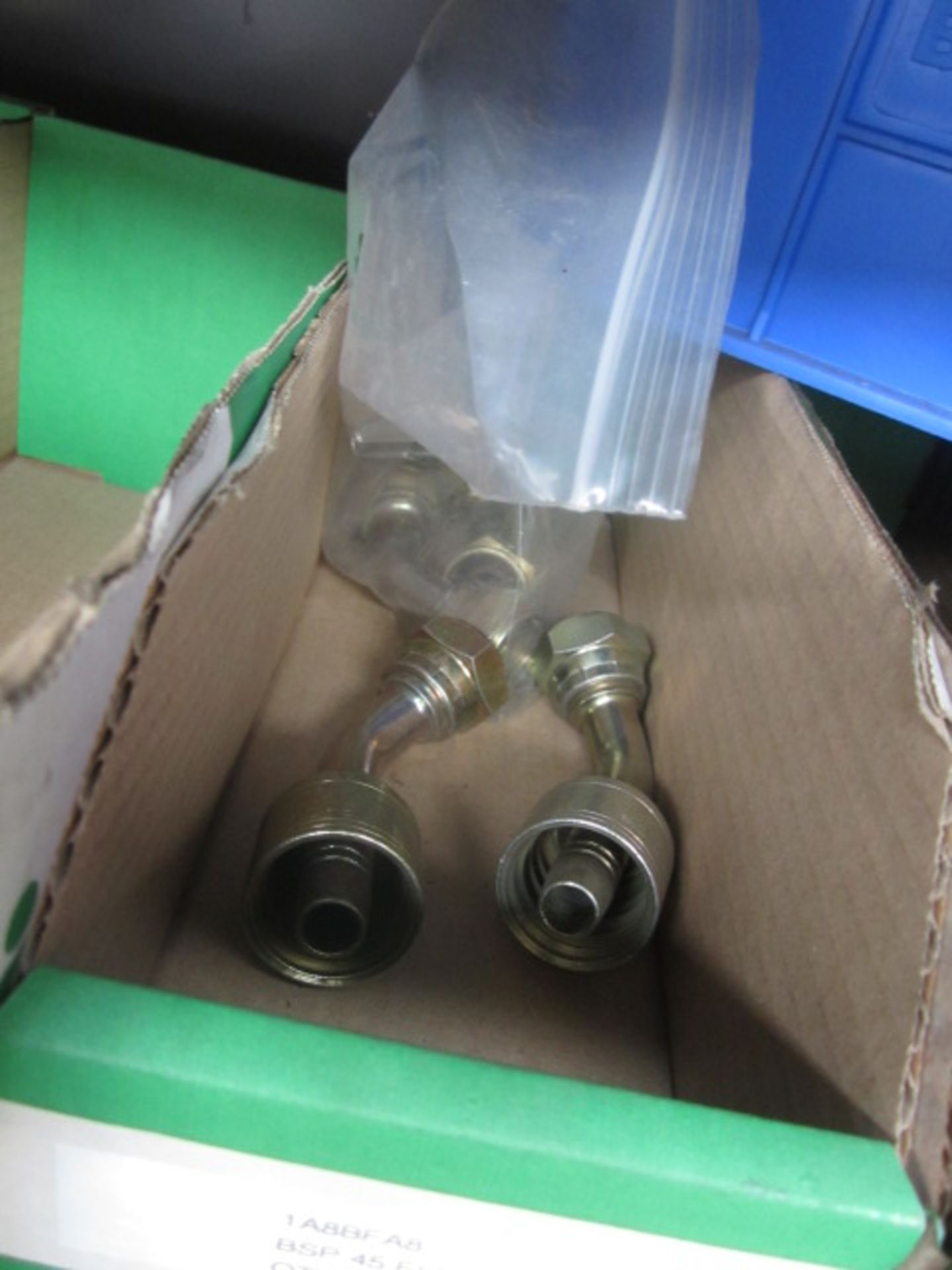 Quantity of assorted pipe fittings and hosing - Image 8 of 11