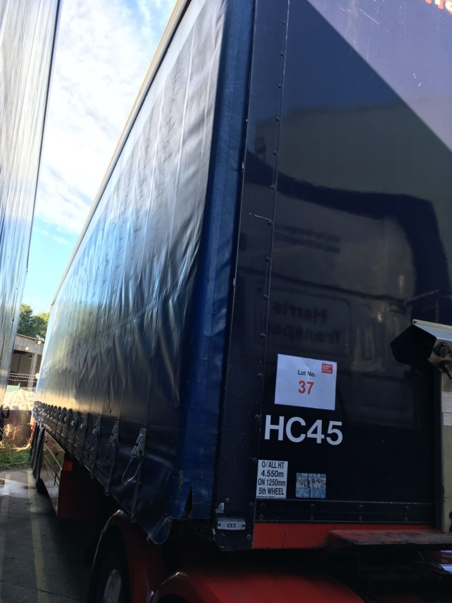 Montracon SMRC3A 3 axle, disc brakes, Meritor axle, curtain side trailer, Chassis No: d069409,