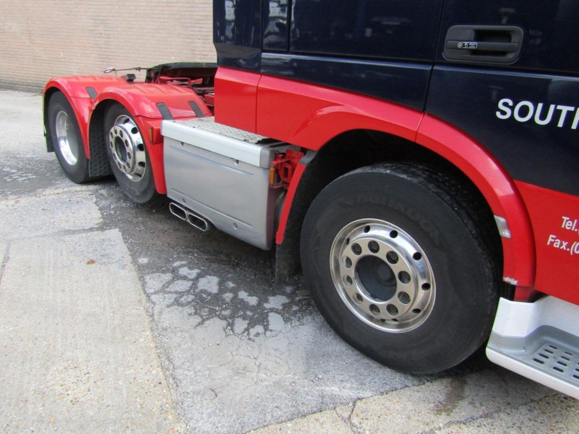 DAF FTGXF510 super space cab, automatic, 6x2 mid lift twin steer, 44 ton GVW, Euro 6, tractor - Bild 8 aus 22