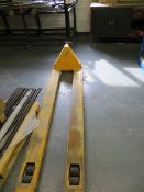 Pallet Truck Extra Long