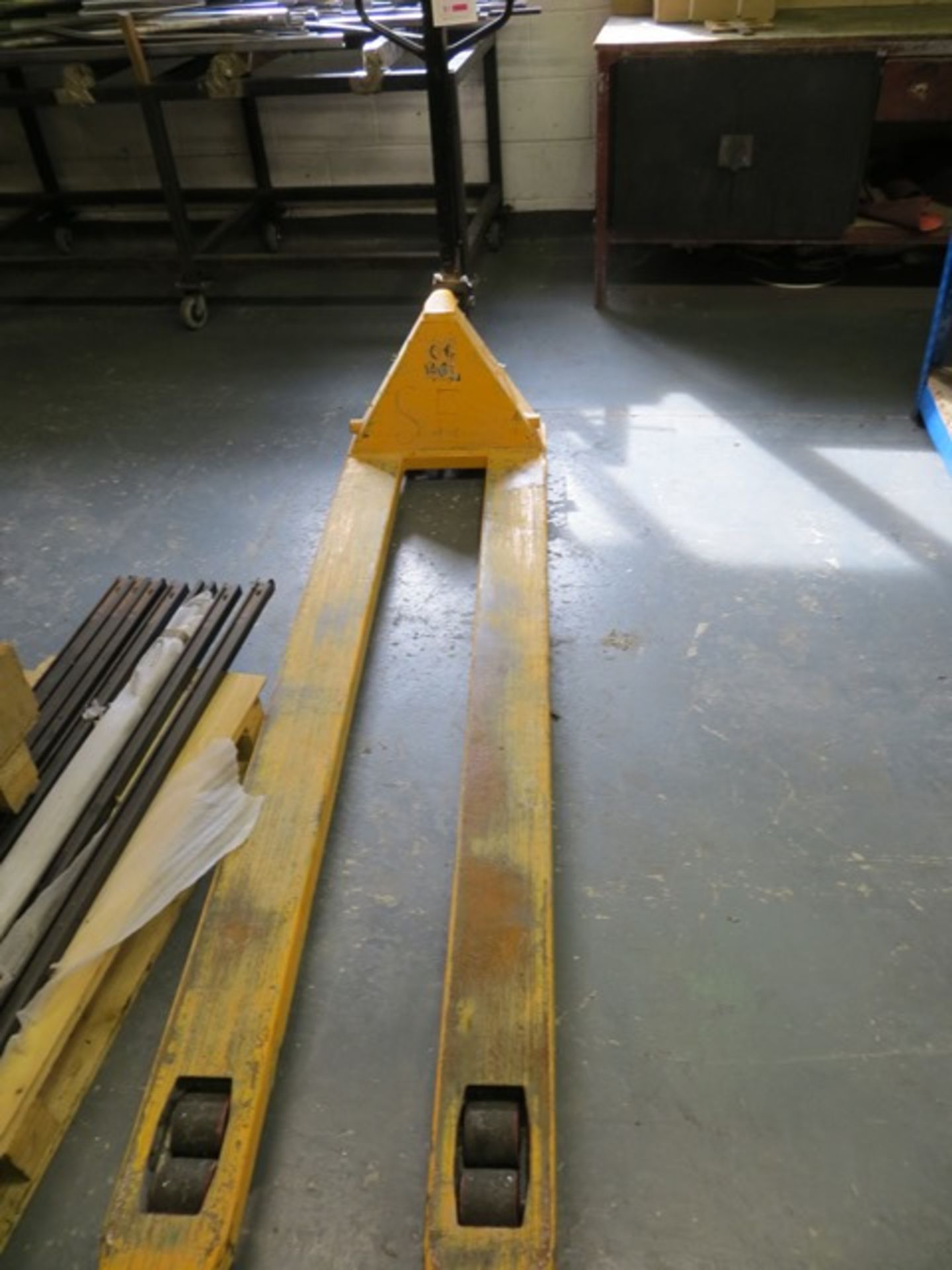 Pallet Truck Extra Long