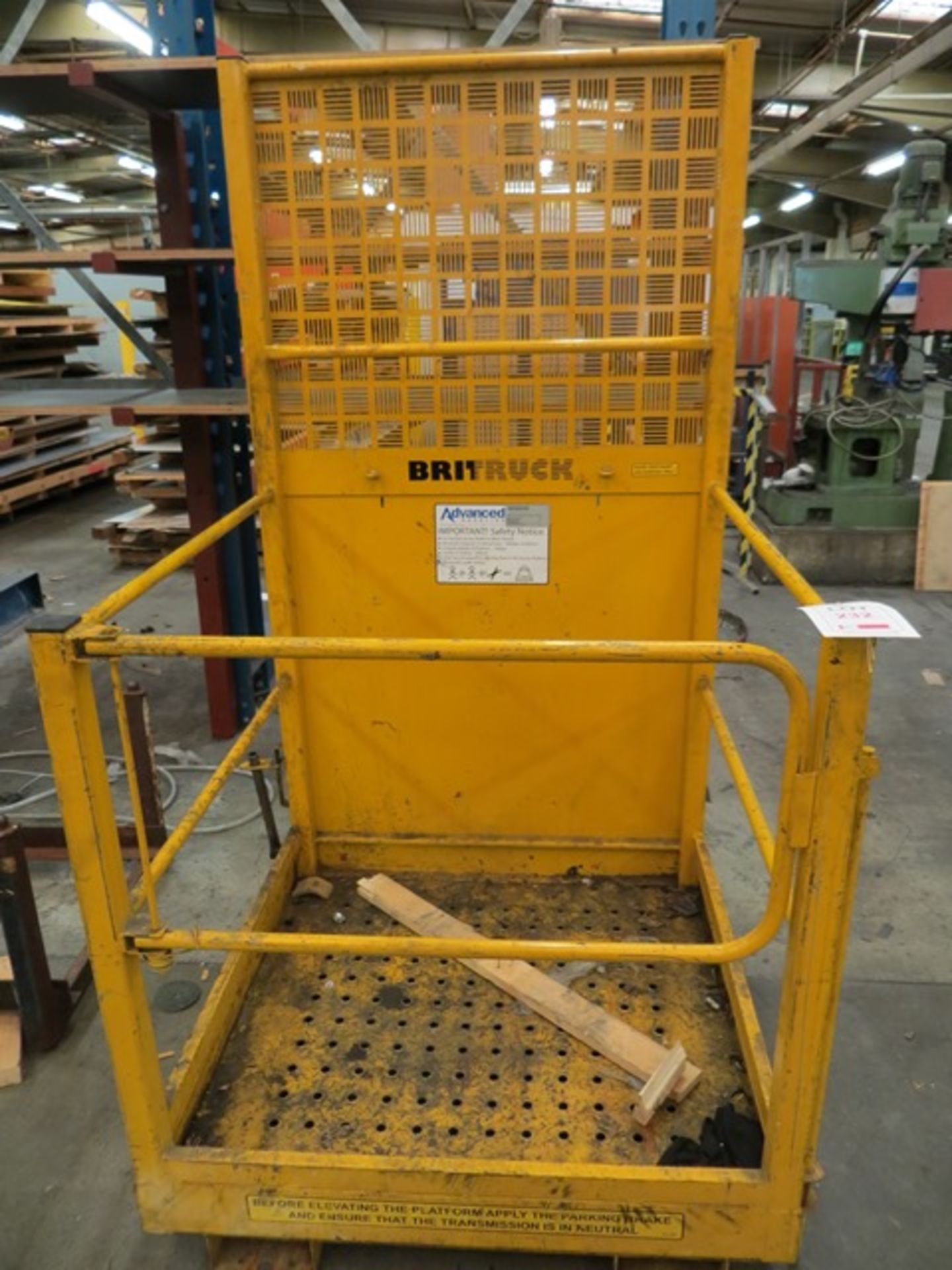 Britruck Forklift Man cage. Internal dimensions are 900mm (L) x 950mm (W) x 1000mm (H). NB: This