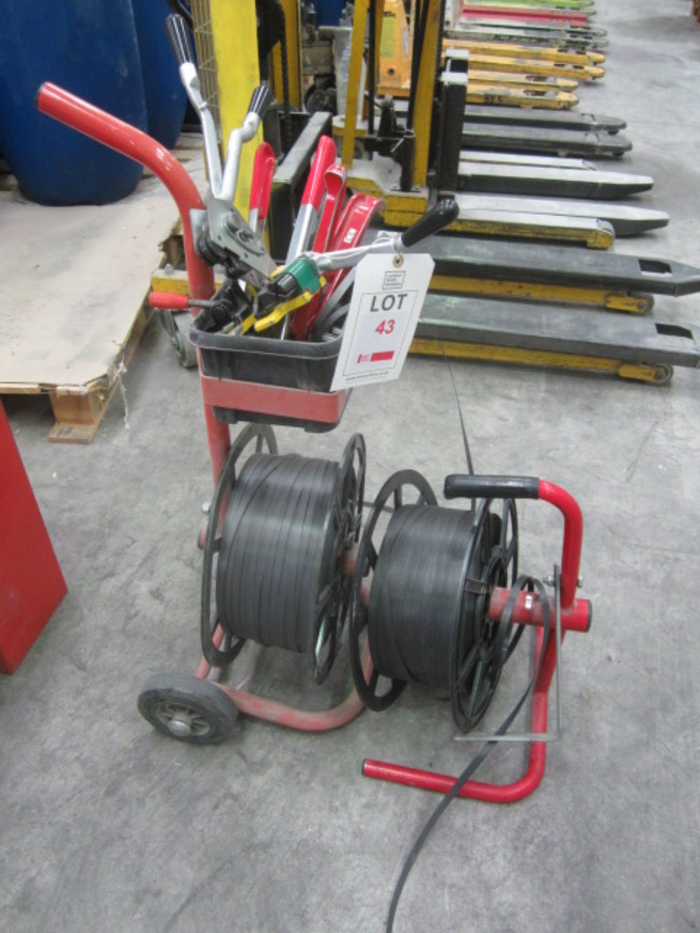 Banding trolley, banding wire and associated equipment