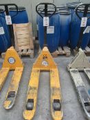 Compass hydraulic pallet truck