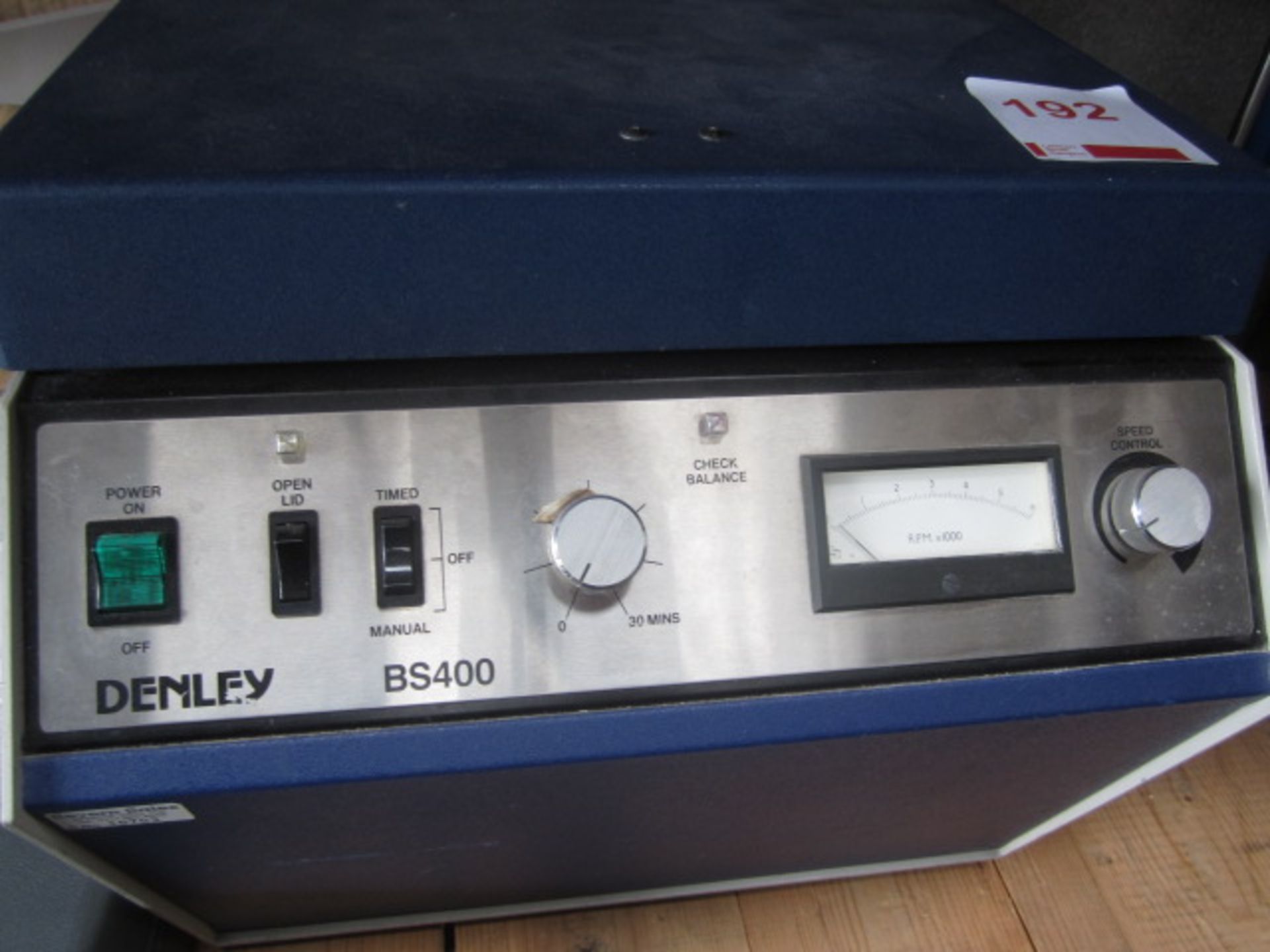 Denley BS400 bench top centrifuge - Image 2 of 2