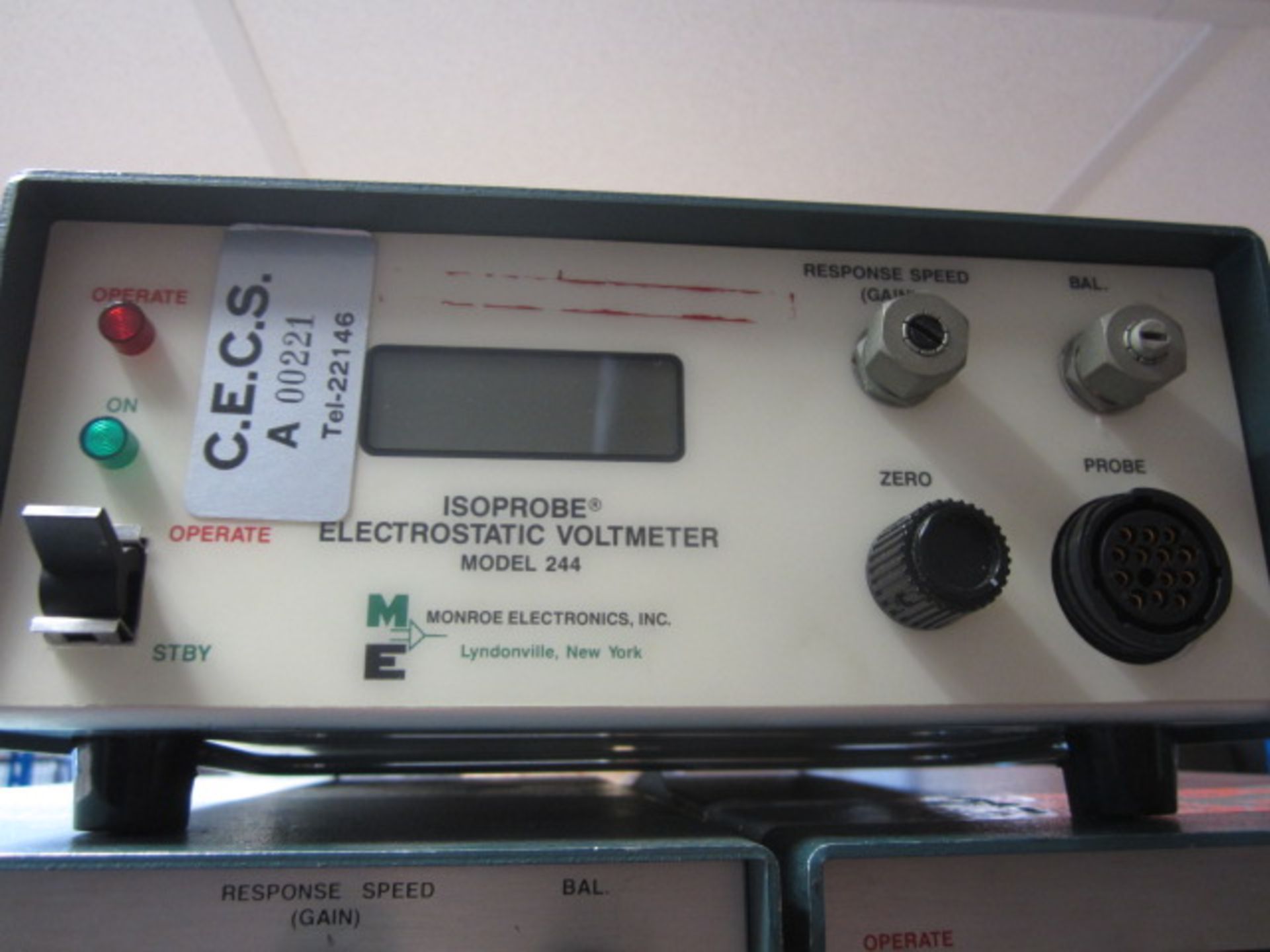 Monroe electronics Isoprobe electrostatic volt meter model 244 - Image 2 of 2