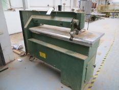Kuper Veneer Stitcher. NB: this item has no CE marking. The Purchaser is required to satisfy...