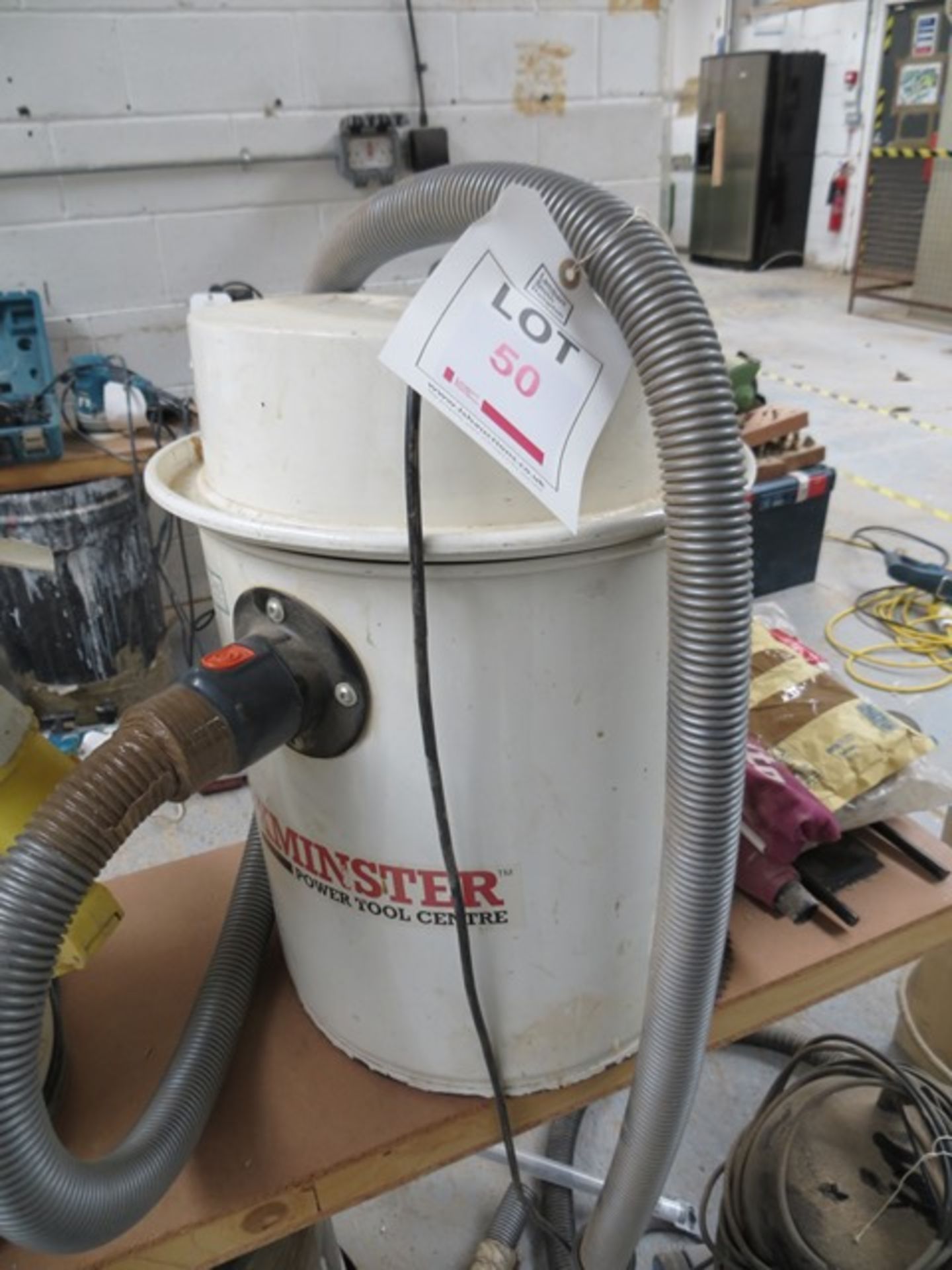 Axminster APTC WV100 240v Dust Extractor