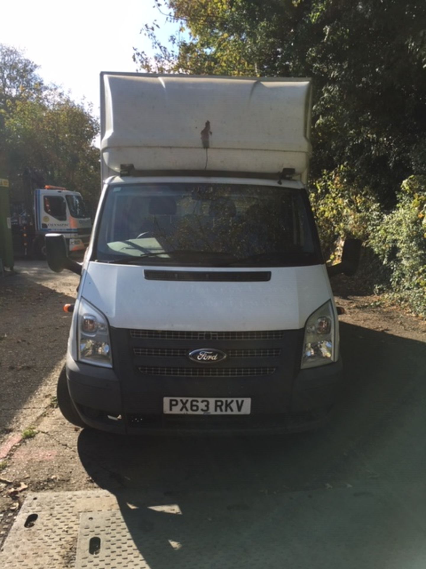 Ford Transit 125 T350 RWD Diesel Luton Van with tail lift (tail lift thorough examination being - Image 3 of 17