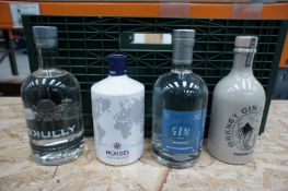 Mixed case x 4 bottles various gins
