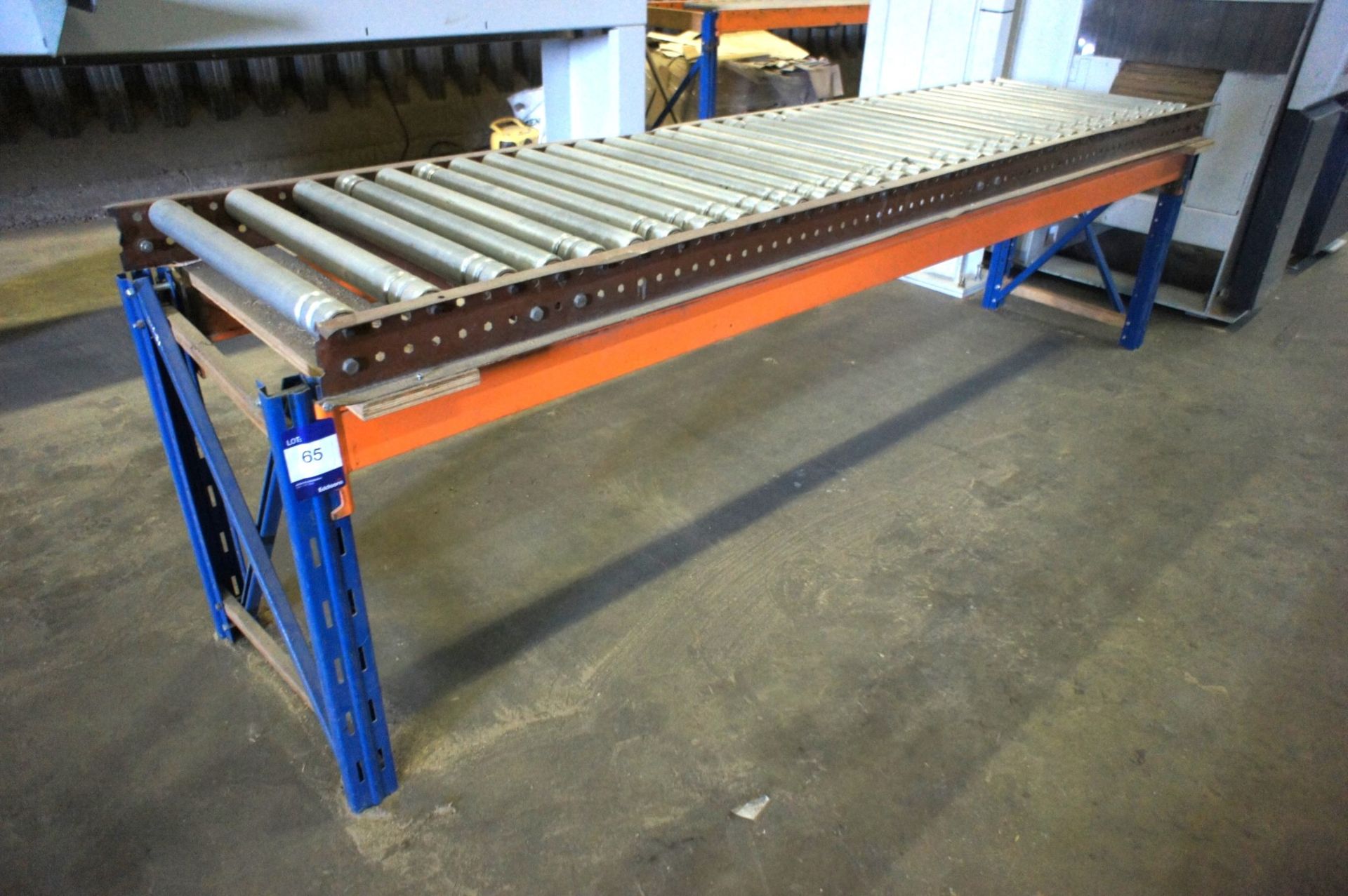 * Steel Roller Conveyor
