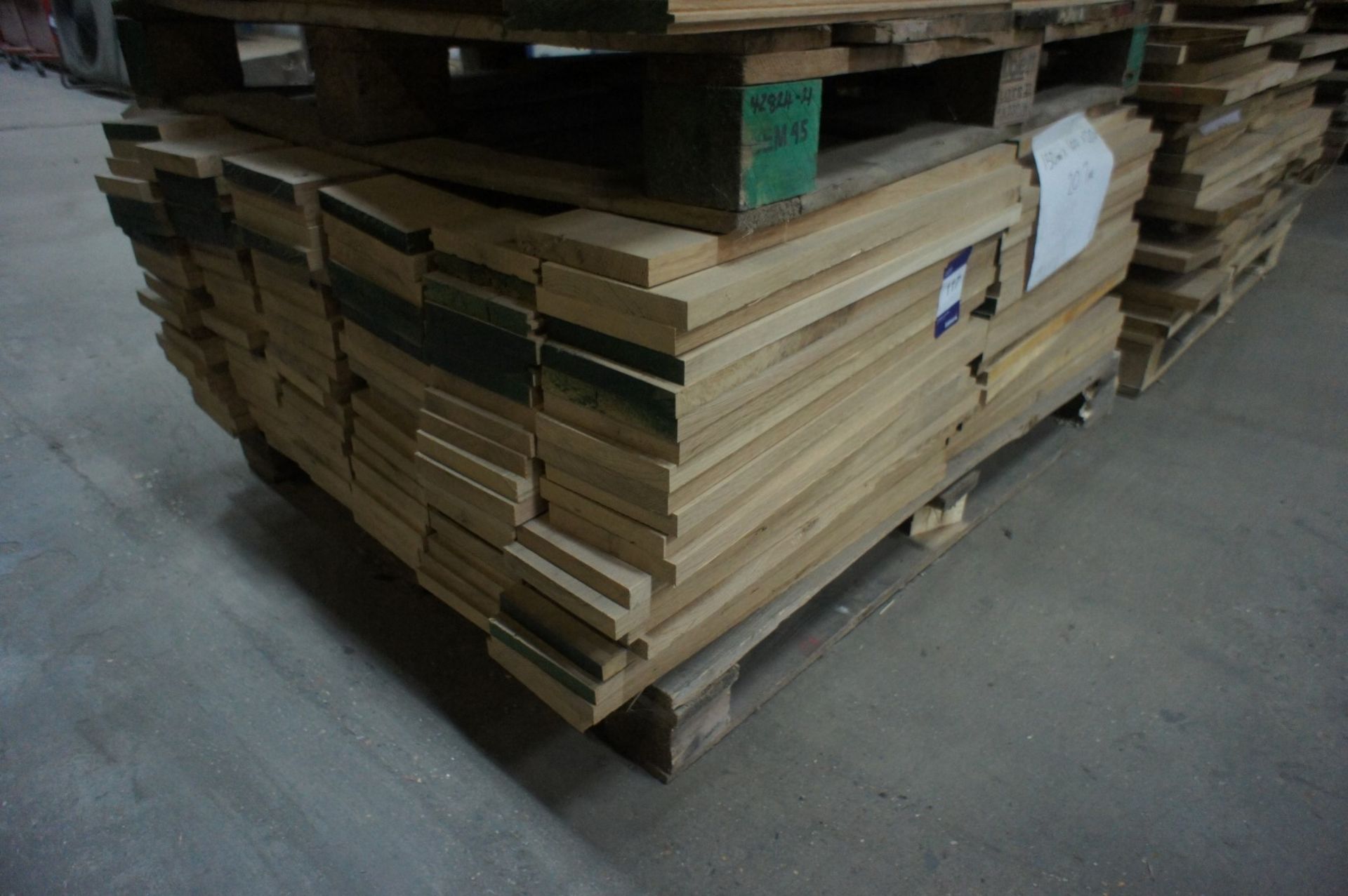 * American Oak - 230 pcs, 150 x 600mm Please note there is a £5 plus VAT lift out fee on this lot.