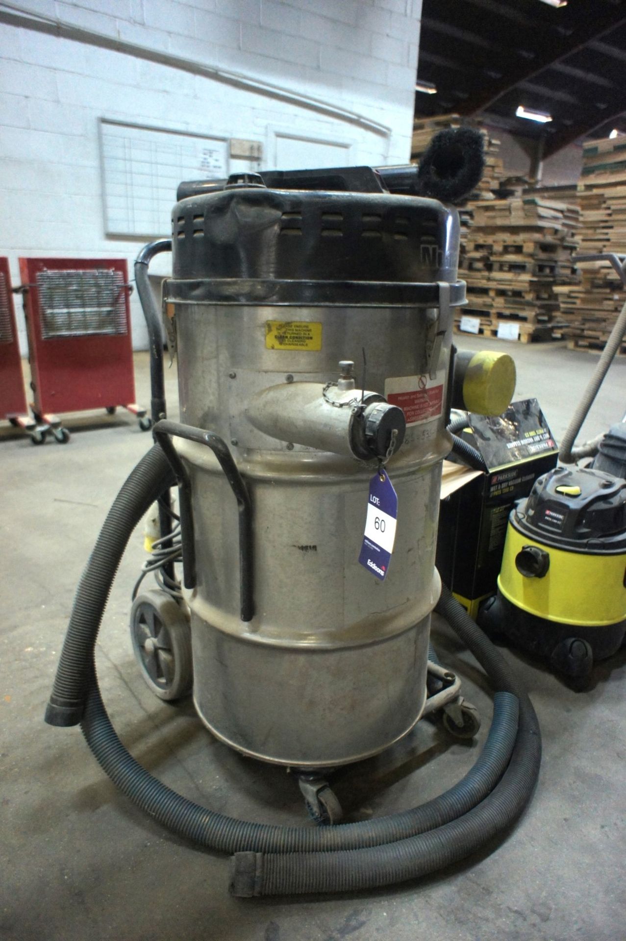 * Industrial Vacuum Cleaner