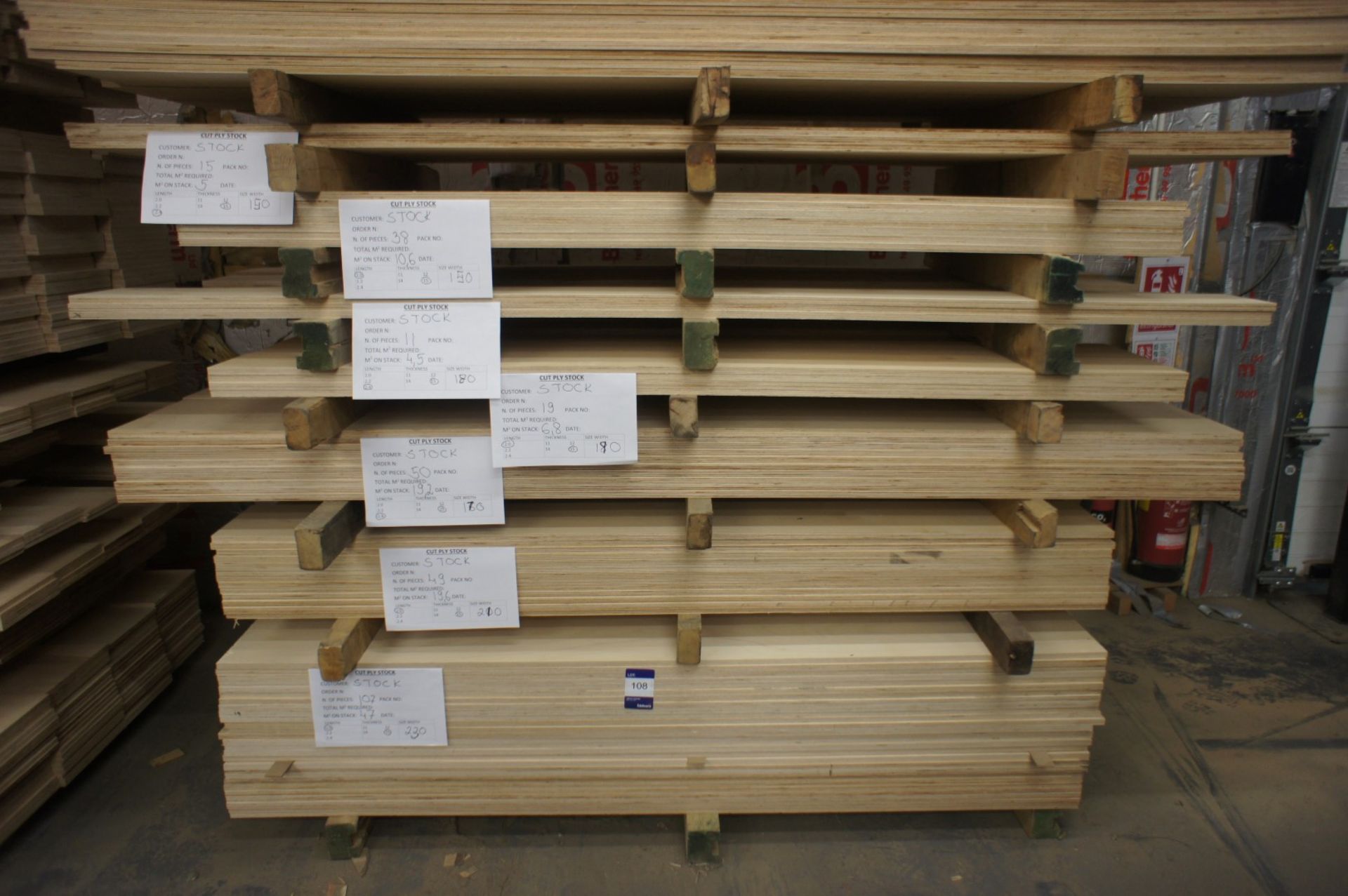 * Cut Ply - 108 pcs, various widths x 15 x 2400mm Please note there is a £5 plus VAT lift out fee on - Image 2 of 2