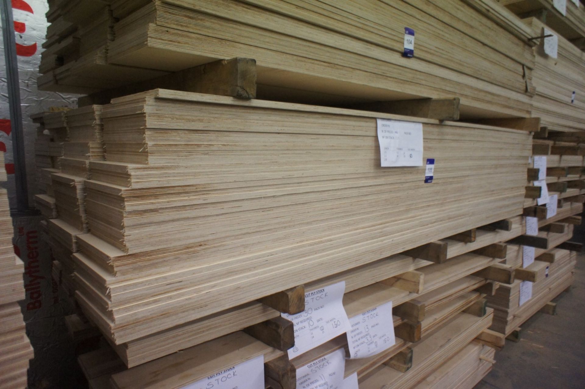 * Cut Ply - 134 pcs, 250 x 15 x 2400mm Please note there is a £5 plus VAT lift out fee on this lot.