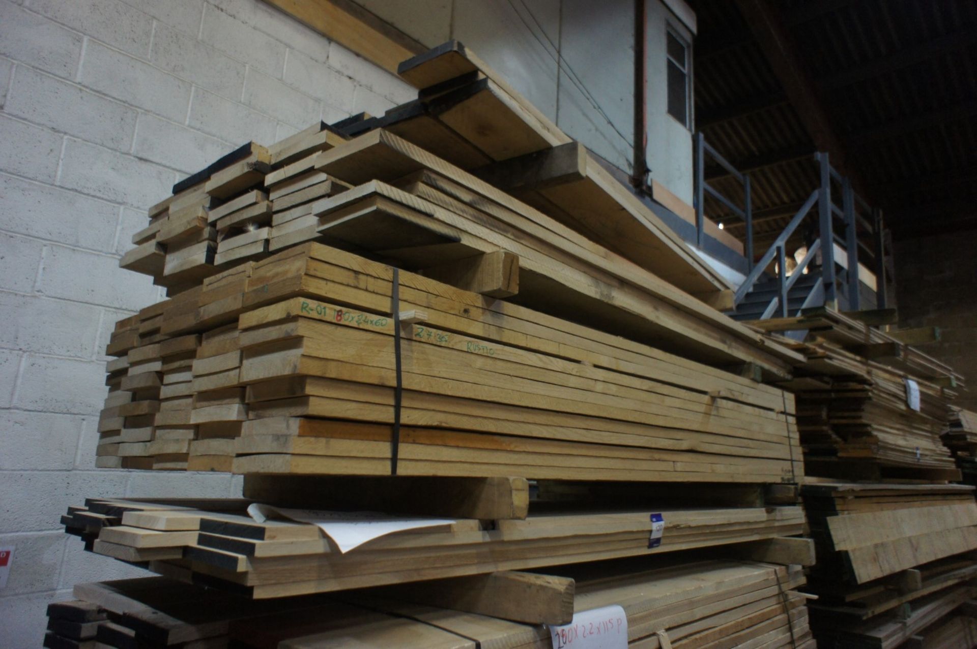 * American Oak - 120 pcs, 190 x 2200mm Please note there is a £5 plus VAT lift out fee on this lot.