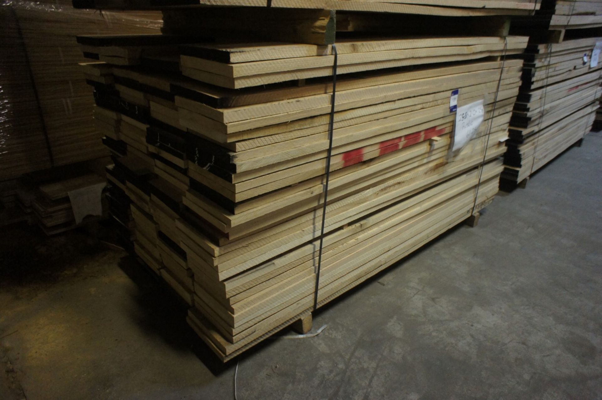 * Oak Lumber - 125 pcs, 250 x 2000mm Please note there is a £5 plus VAT lift out fee on this lot.