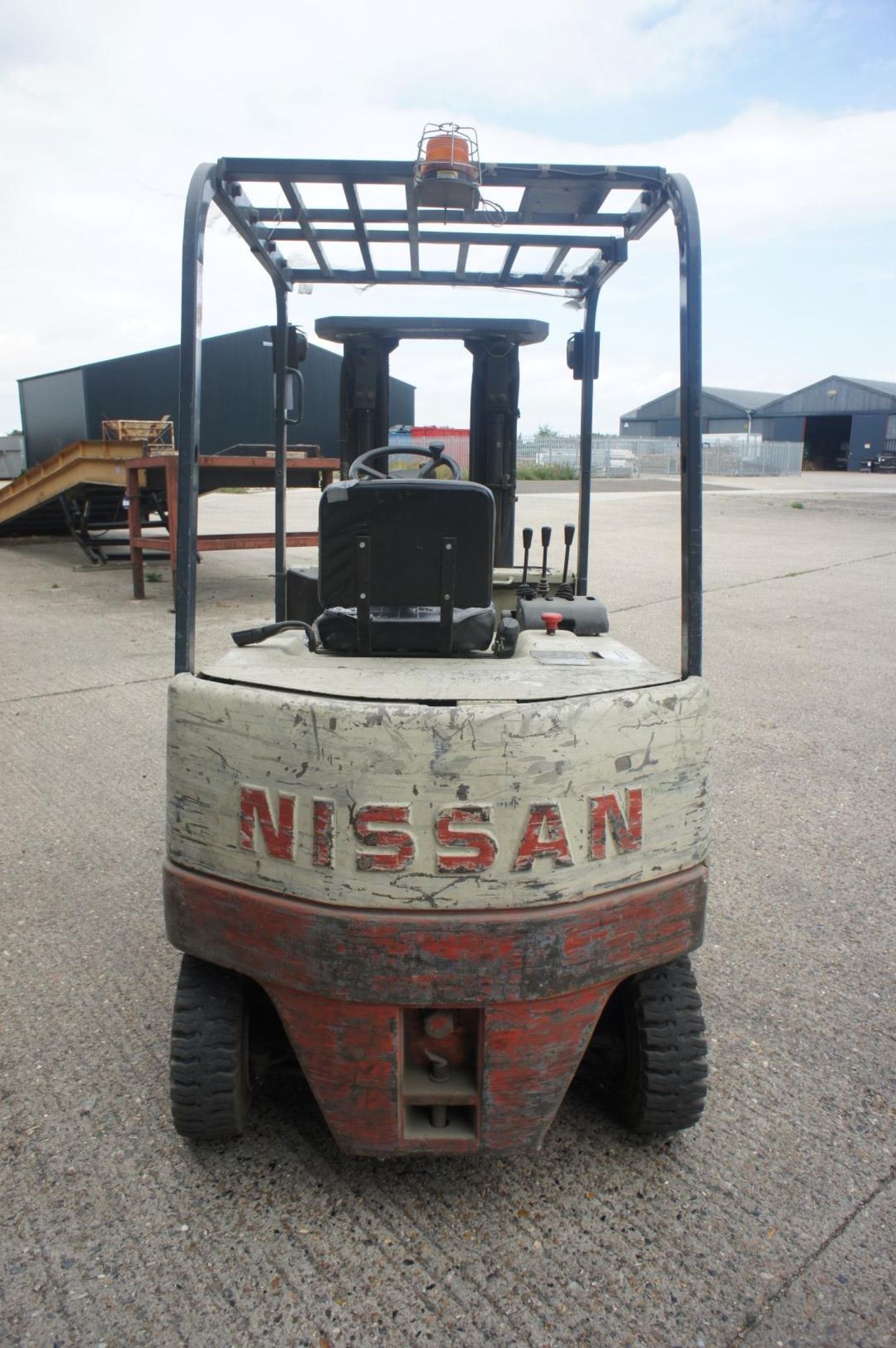 * Nissan 20 Electric Forklift - Image 5 of 13