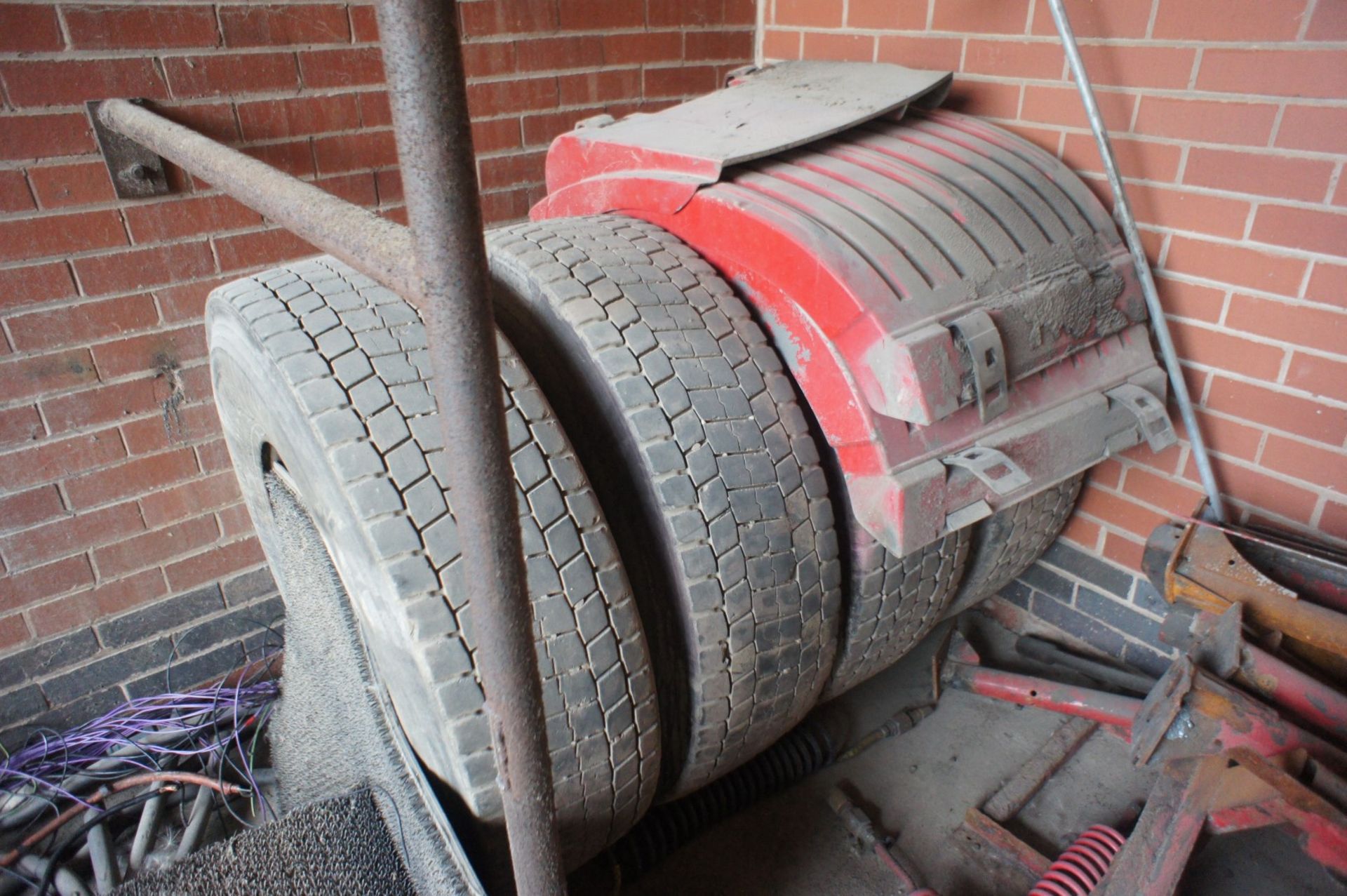 * 8 various 13R22 5 Wheels, Tyres. Please Note This lot is located in Castleford. Viewing and - Image 4 of 6