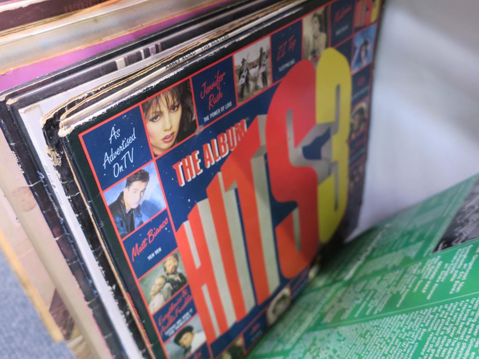 A collection of Vinyl Records (est £20-£30) - Image 2 of 4