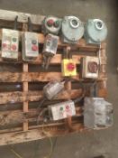 * Various Industrial Switches. Please note this lot is located in Barton. Viewing and removal is