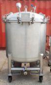 * Mobile Stainless Steel Pressure Vessel - 720 Litres. A Stainless Steel 720 Litre Mobile Pressure