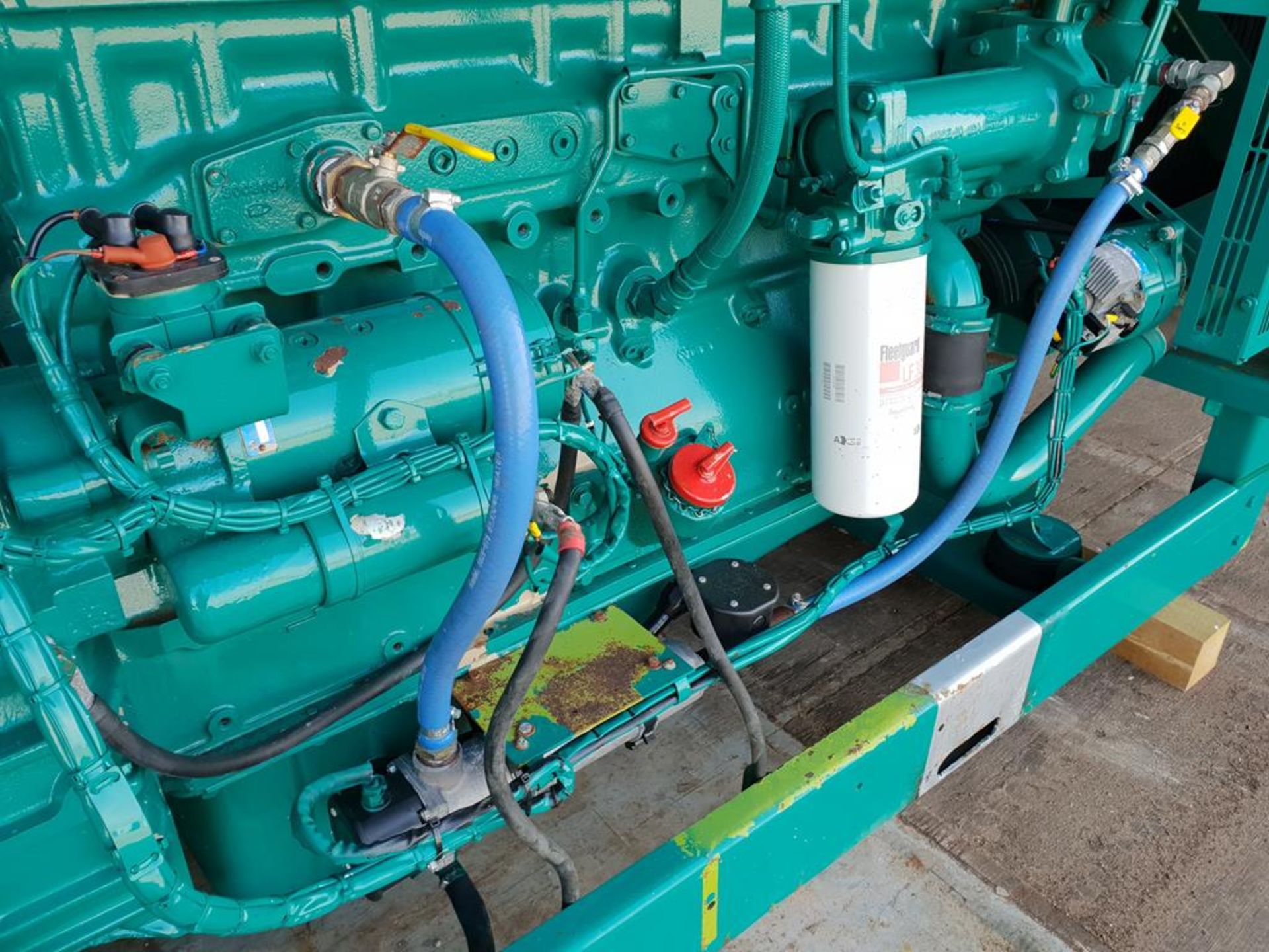 * Petbow 316KVA Standby Generator. A 1996 Petbow 316KVA Skid Mounted Diesel Generator with Cummins - Image 5 of 8
