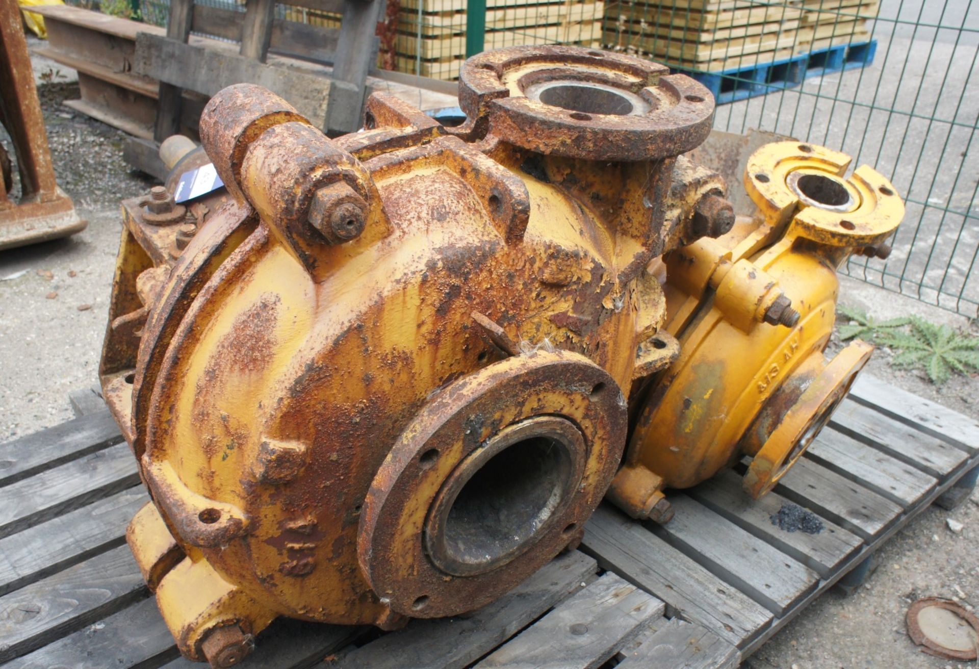 * 3 various Warman/Yellow Centrifugal pumps to pallet - Image 2 of 4