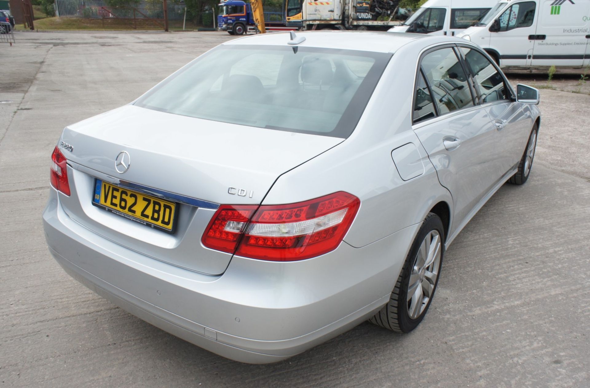 Mercedes E220 SE CDI Blue Efficiency 4 door Saloon, automatic, diesel, 2143 cc, silver, Registration - Image 3 of 13