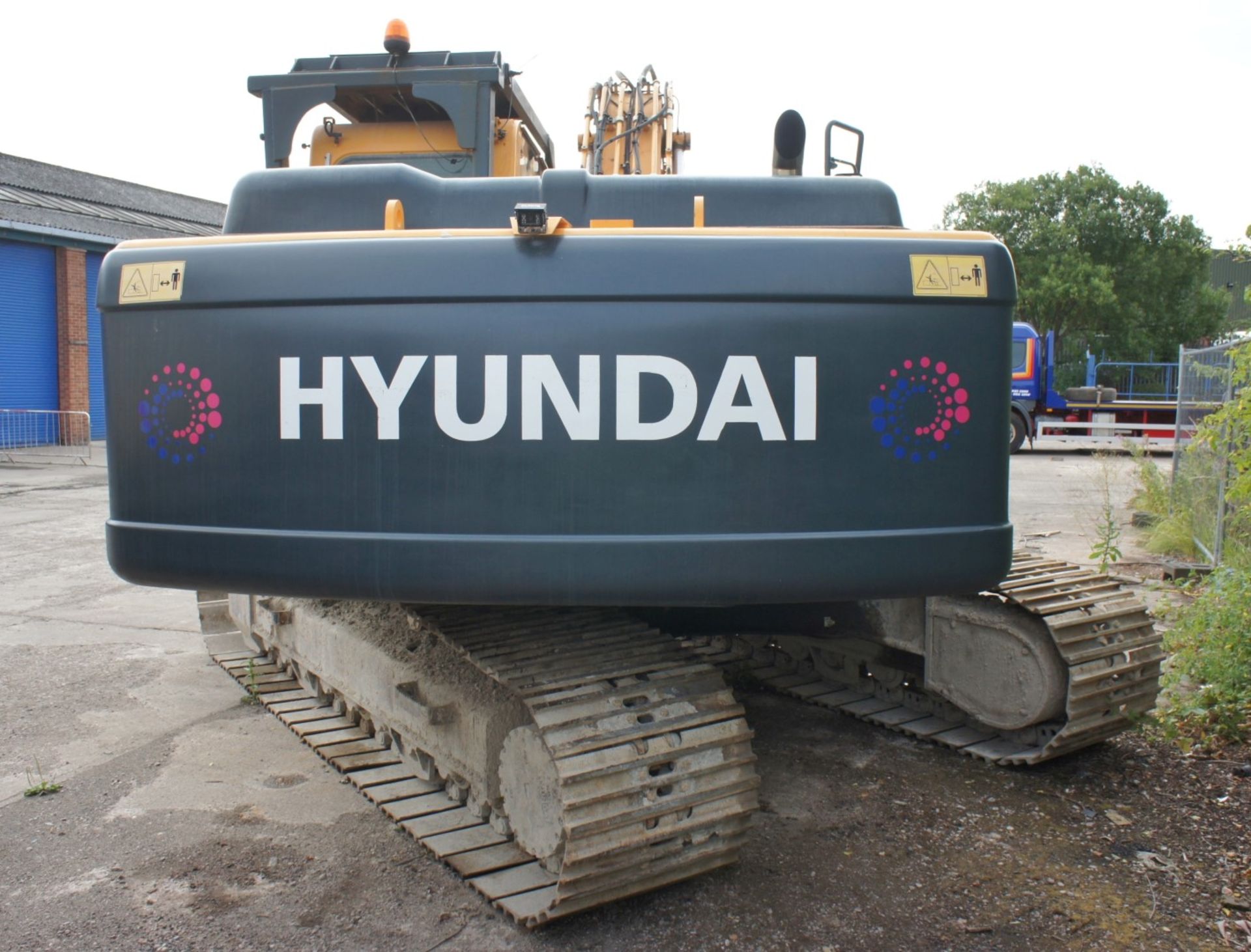 * Hyundai Robex 210 LC-9 tracked excavator, 22250kg, with hammer lines, shear rotation lines, - Image 6 of 16