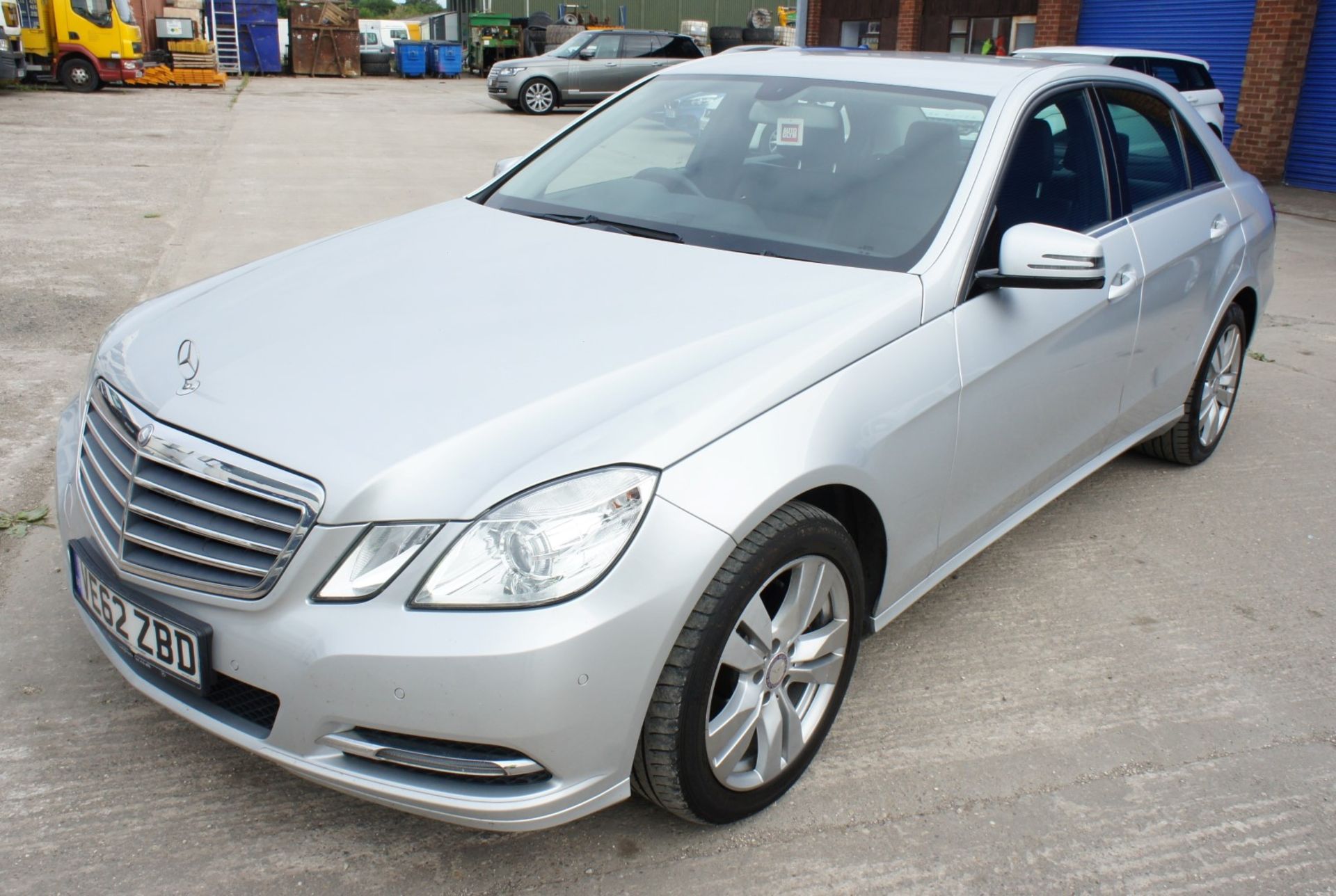 Mercedes E220 SE CDI Blue Efficiency 4 door Saloon, automatic, diesel, 2143 cc, silver, Registration - Image 7 of 13