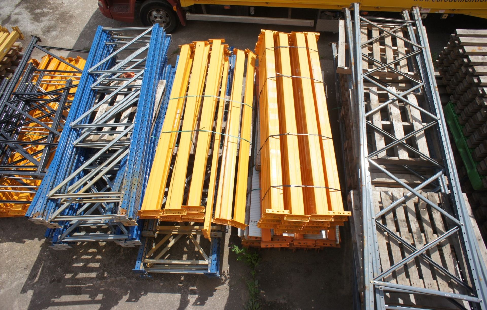 * Large quantity of boltless pallet racking comprising of 11 Dexion Speedlock end frames 4.2m, 17 - Bild 8 aus 9