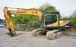 Hyundai 210 LC-9 Excavator & Attachments, Quarry/Steel Mill Equipment, Plant, Pumps, Process Spares, Vans, Vehicles & Bulk Tipping Trailer