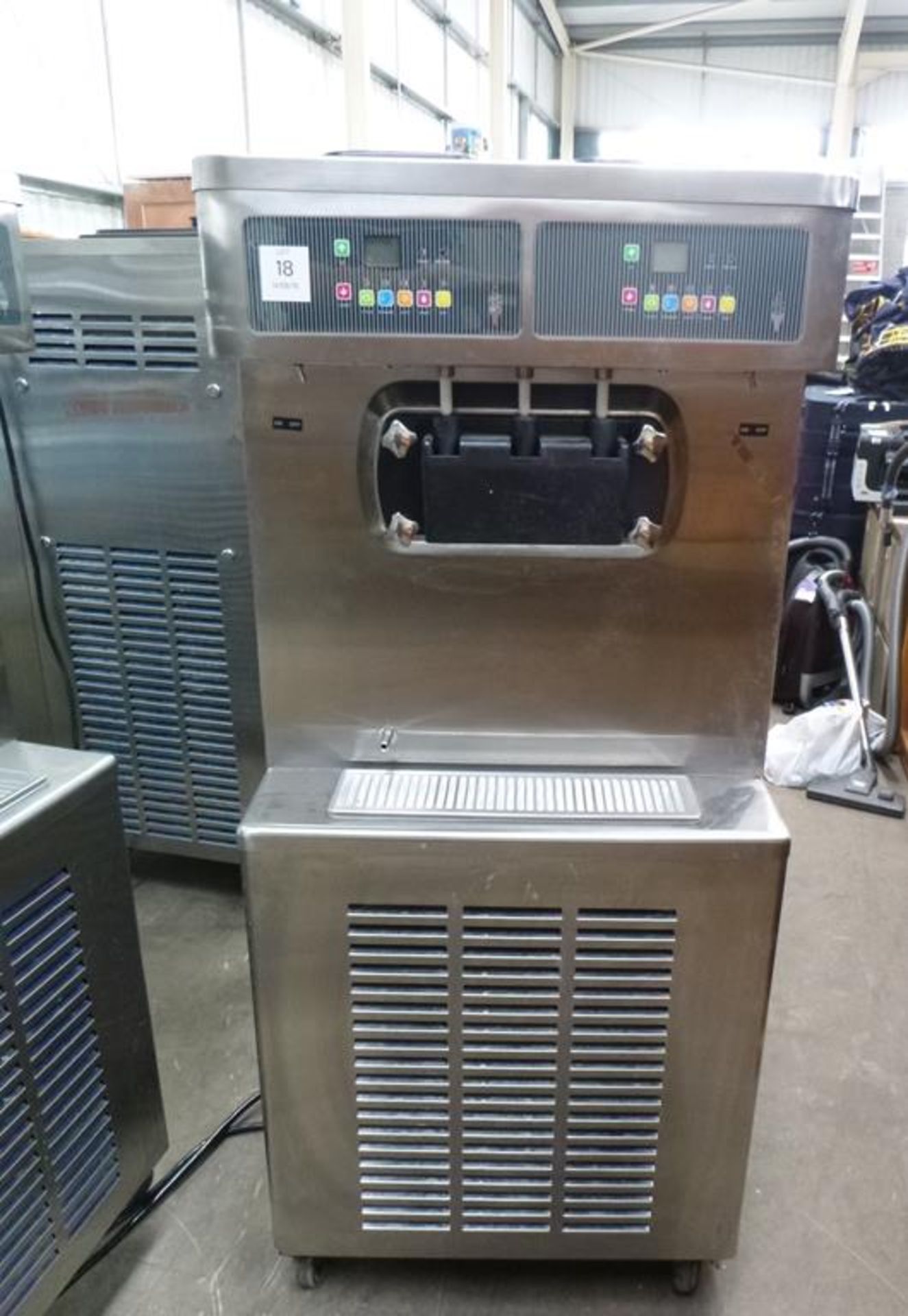 * A Used Proserve Soft Ice Cream Machine model S520F, Hopper: 12.5Ltr x 2, Cylinder: 2Ltr x 2,