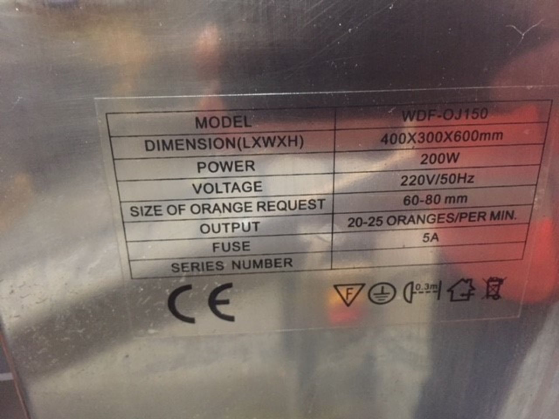 * Zoom WDF-OJ150 orange press. Single phase 20-25 oranges per minute. (OF Ref 8) Please note there - Image 3 of 3