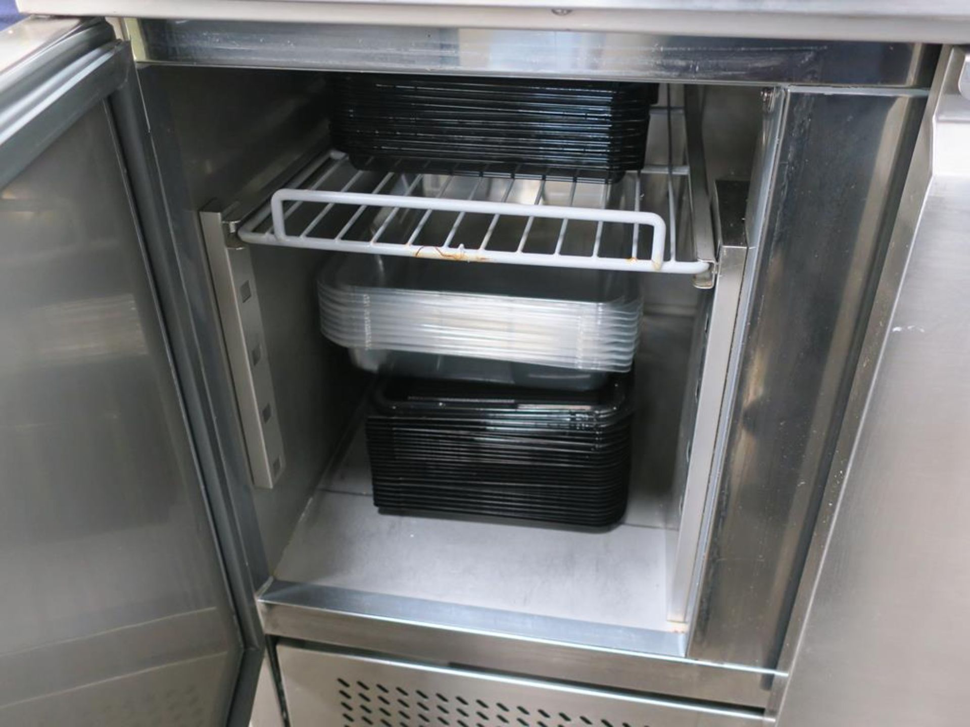 * A s/steel Blizzard Saladette (model BCC3EN) 376 litre Refrigerated Pizza/Salad Preparation Counter - Image 3 of 7