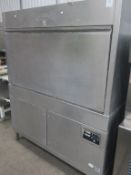 A s/steel Hobart Commercial Dishwasher (doors locked). Please note there is a £5 plus VAT Lift Out