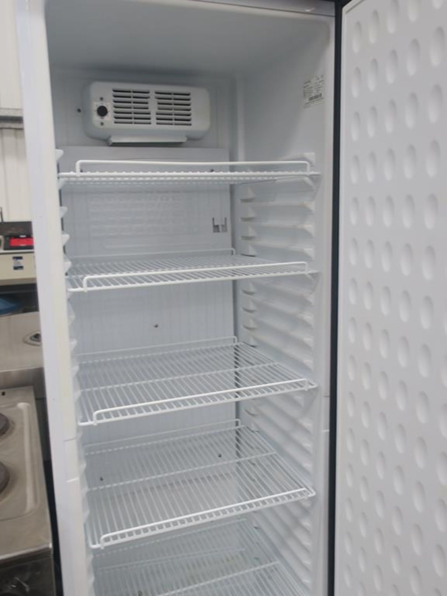 * A Tefcold Tall Fridge (model No SU1375). Please note there is a £5 plus VAT Lift Out Fee on this - Image 5 of 5