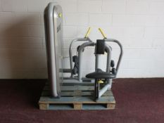 * Technogym Low Row Machine. Please note there is a £10 Plus VAT Lift Out Fee on this lot
