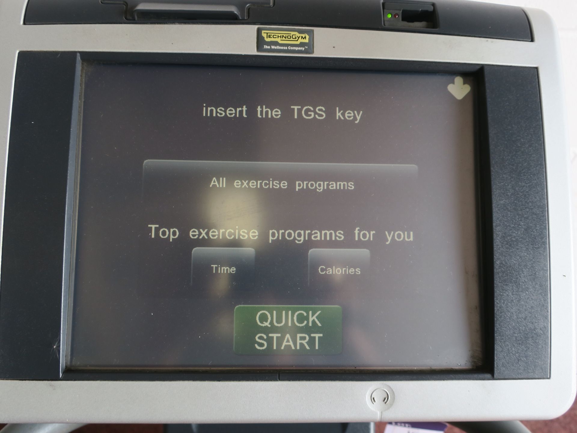 * A Technogym Wave EXC 700i with interactive screen. S/N DA983D09000185. Please note there is a £ - Image 3 of 5