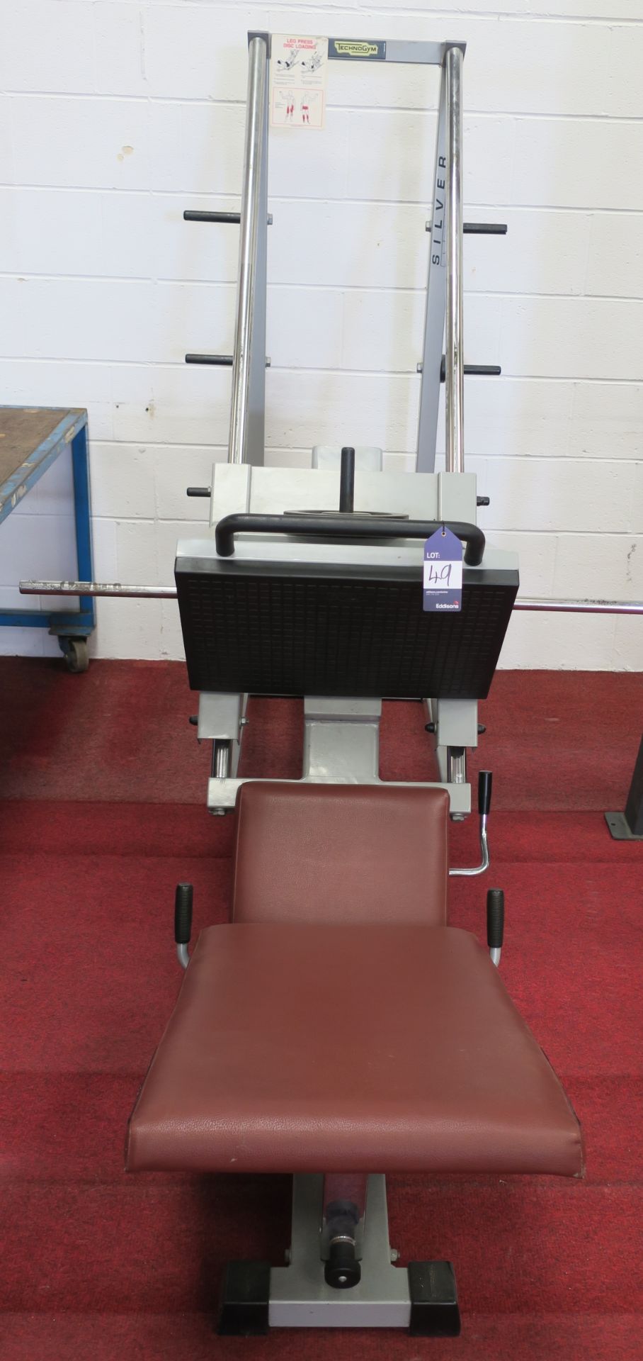 * Technogym Plate Loaded Leg Press. Please note there is a £10 Plus VAT Lift Out Fee on this lot