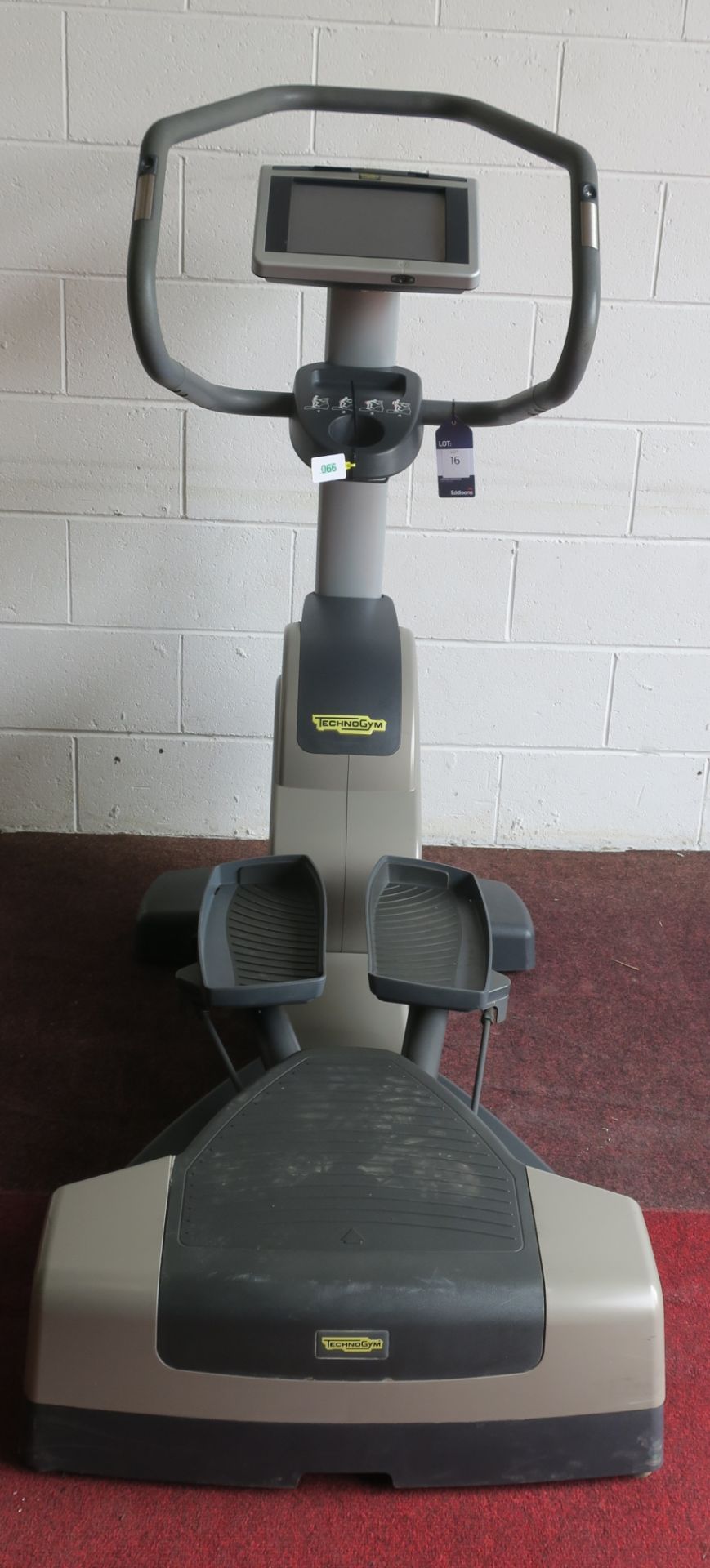 * A Technogym Wave EXC 700i with interactive screen. S/N DA983D09000185. Please note there is a £ - Image 2 of 5