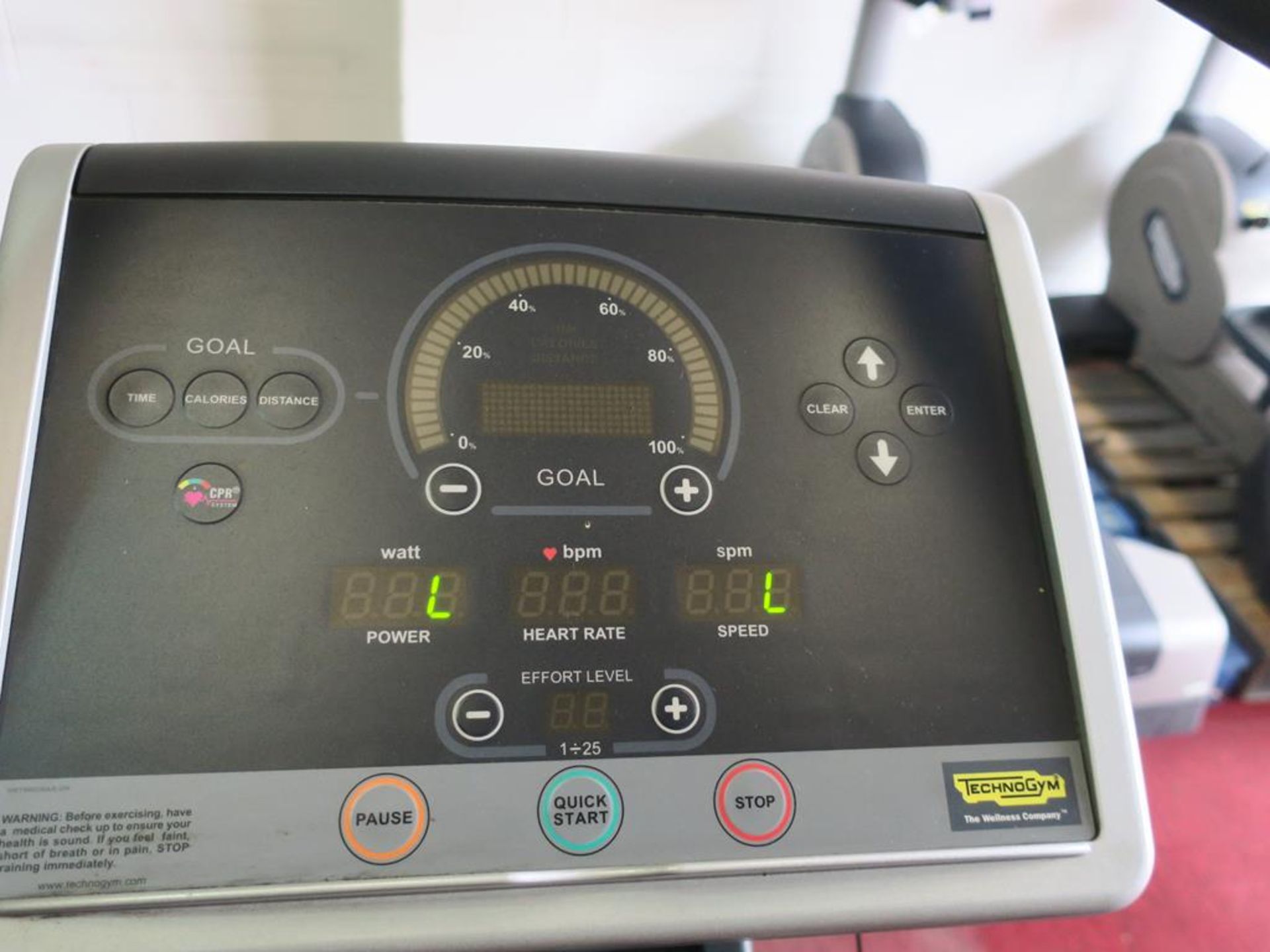 * A Technogym Cardio Wave EXC 500i with Interactive Screen S/N D4963L08000121. Please note there - Image 4 of 4